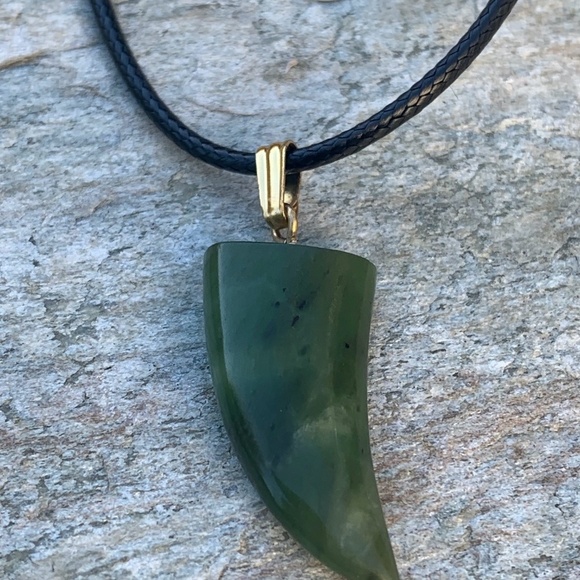 Handmade Jewelry - COPY Green Nephrite Jade Stone Tiger Tooth Claw Shark Tooth Pendant Necklace 18”